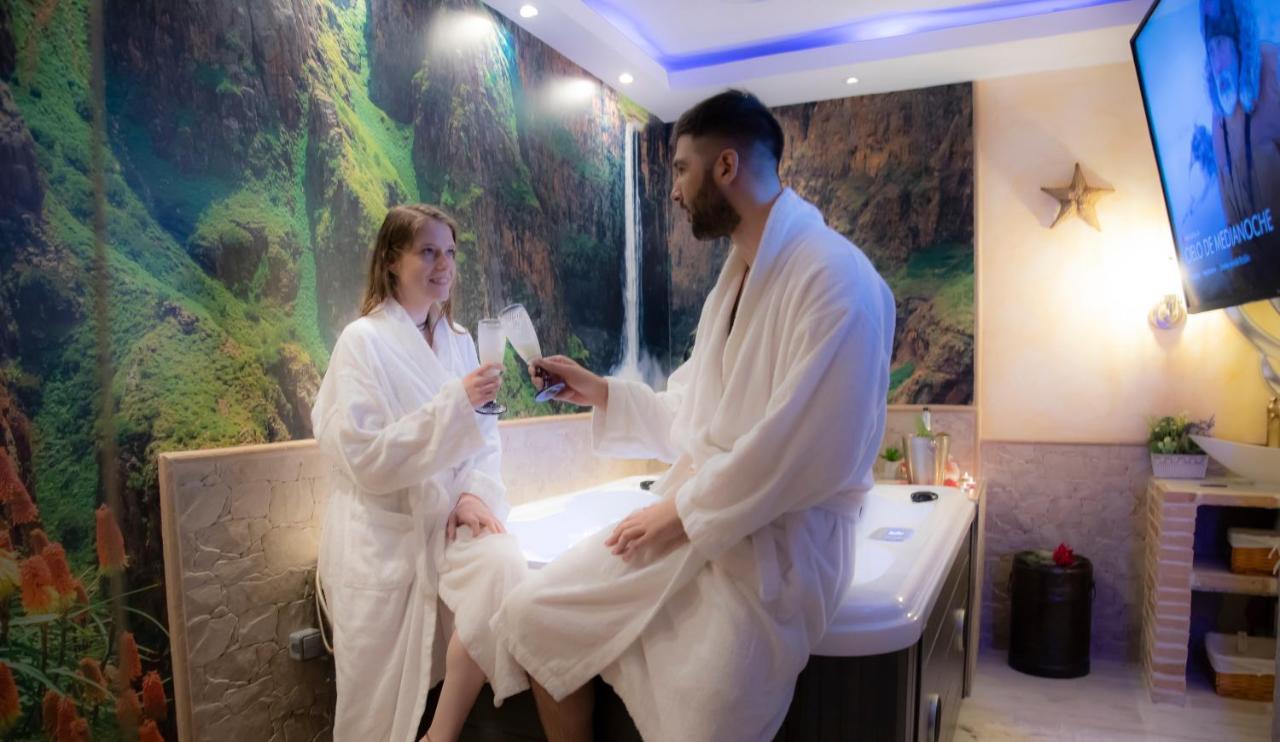 Apartamento Estrella Sauna Spa Jacuzzi Alhama De Aragon Bagian luar foto
