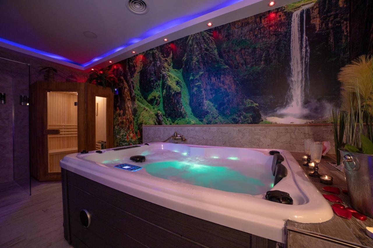 Apartamento Estrella Sauna Spa Jacuzzi Alhama De Aragon Bagian luar foto